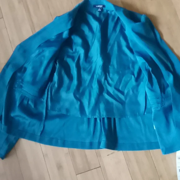 Jacket - Picture 3 of 3